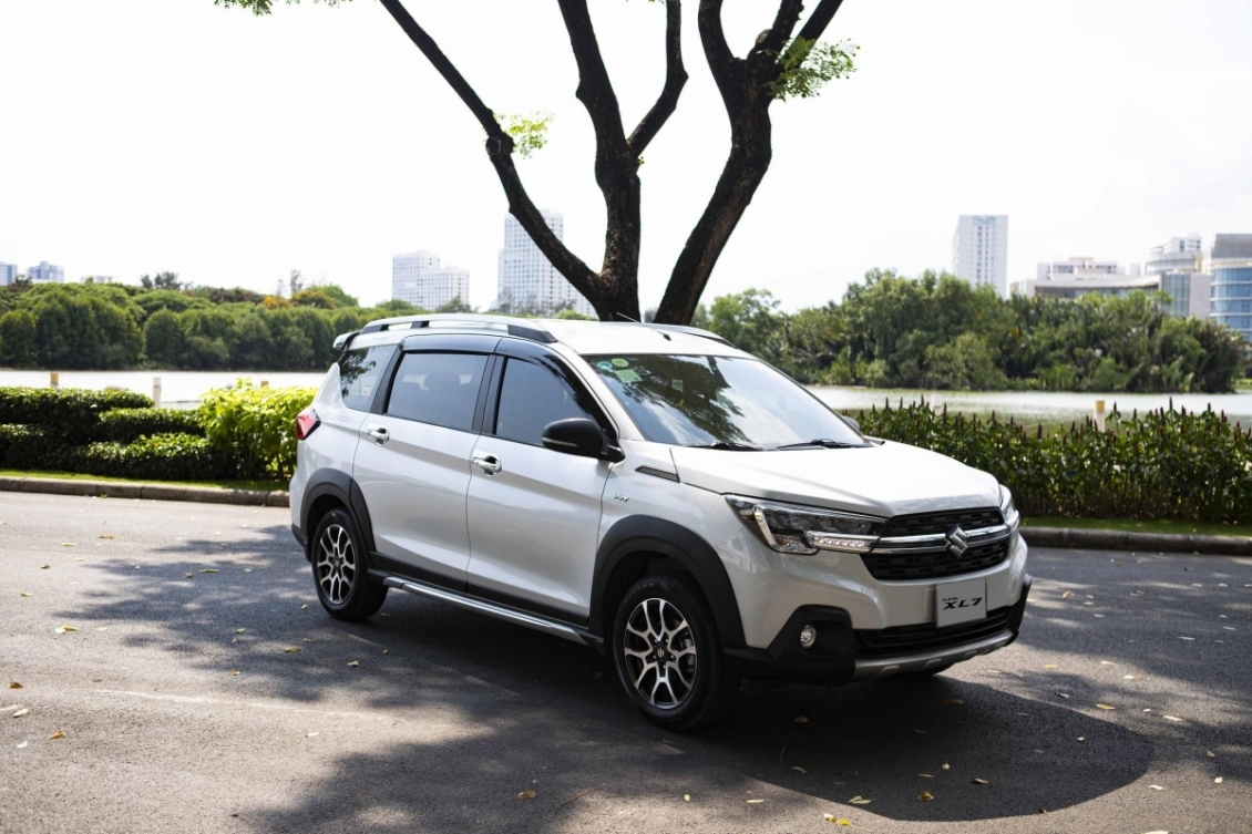 Giảm giá 'kịch sàn', Suzuki XL7 có đáng mua?