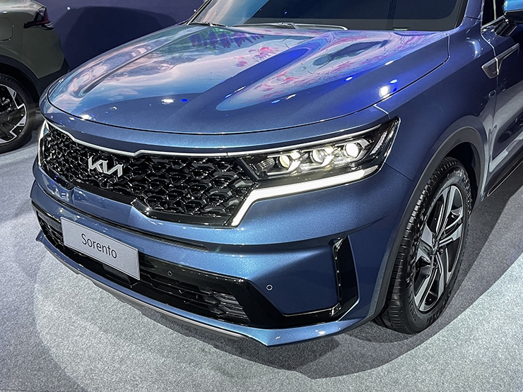 Chi tiết mẫu xe Kia Sorento Hybrid đầu tiên tại Việt Nam