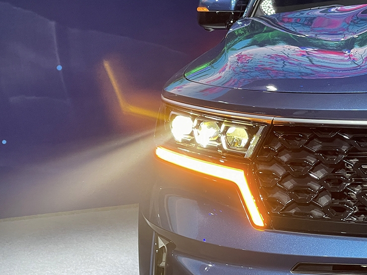 Chi tiết mẫu xe Kia Sorento Hybrid đầu tiên tại Việt Nam