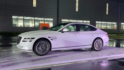 Genesis Electrified G80 2023 sắp bán tại Việt Nam?