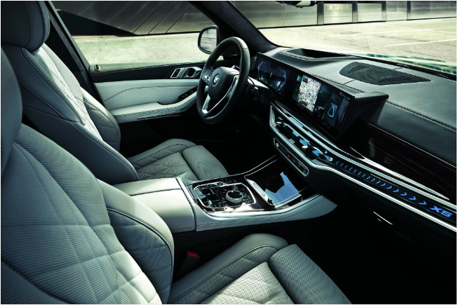 Bộ đôi BMW X5 mới và BMW XM hiệu suất cao trình làng tại Việt Nam Bộ đôi BMW X5 mới và BMW XM hiệu suất cao trình làng tại Việt Nam