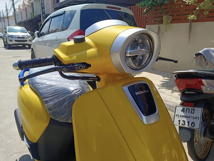 Honda Giorno+ 125 Honda Giorno+ 125