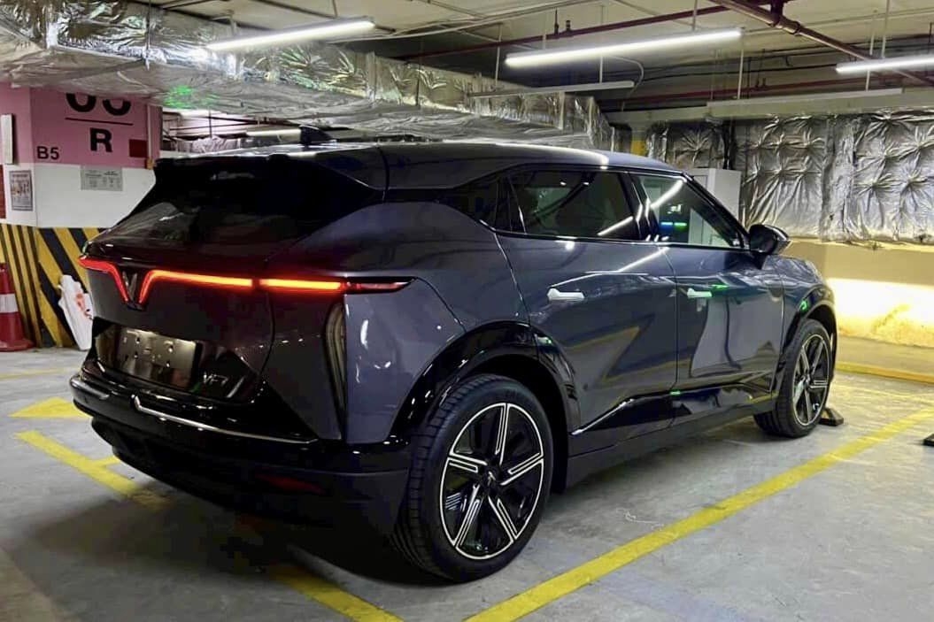 VinFast VF7 VinFast VF7