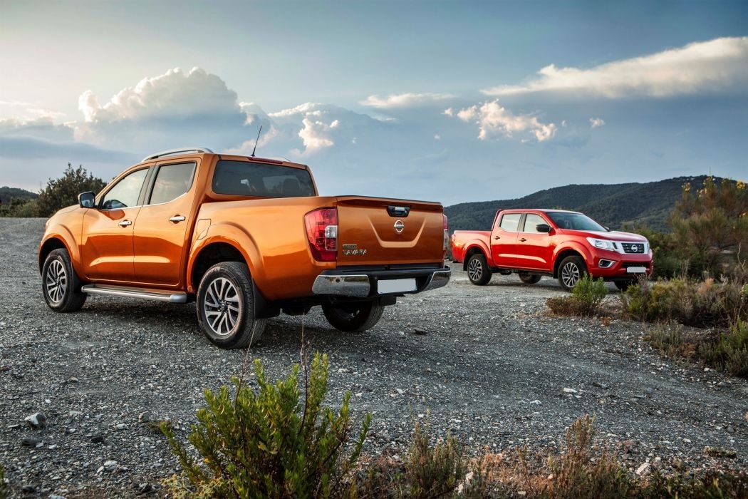 Nissan Navara và cú đề-pa ấn tượng