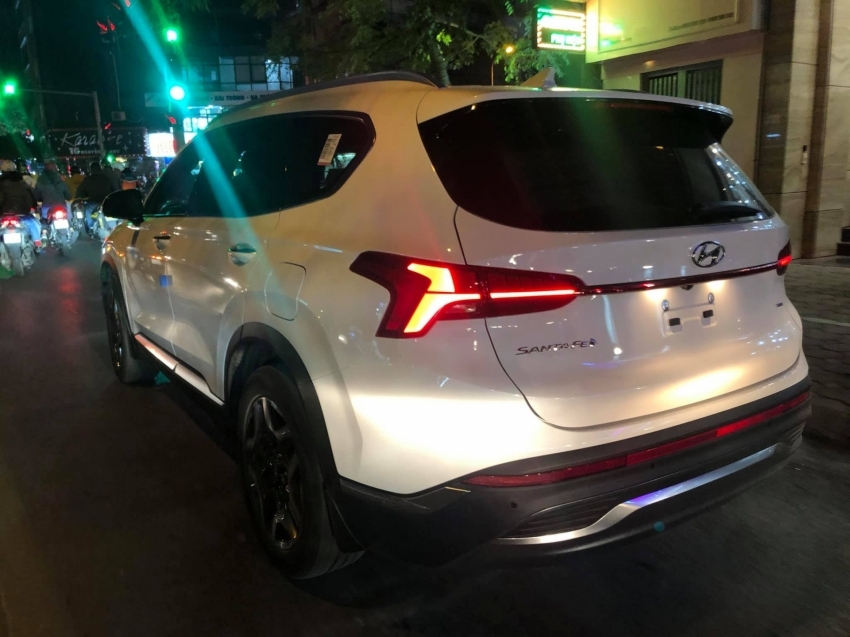 Hyundai Santa Fe 2021 lần đầu lăn bánh tại Việt Nam Hyundai Santa Fe 2021 lần đầu lăn bánh tại Việt Nam