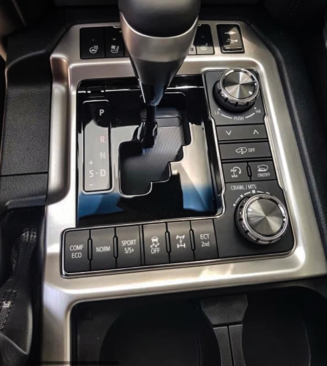 Toyota Land Cruiser VXS Executive Lounge 2021