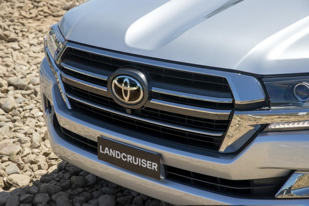 Cận cảnh Toyota Land Cruiser Horizon 2021 giá từ 2,3 tỷ đồng