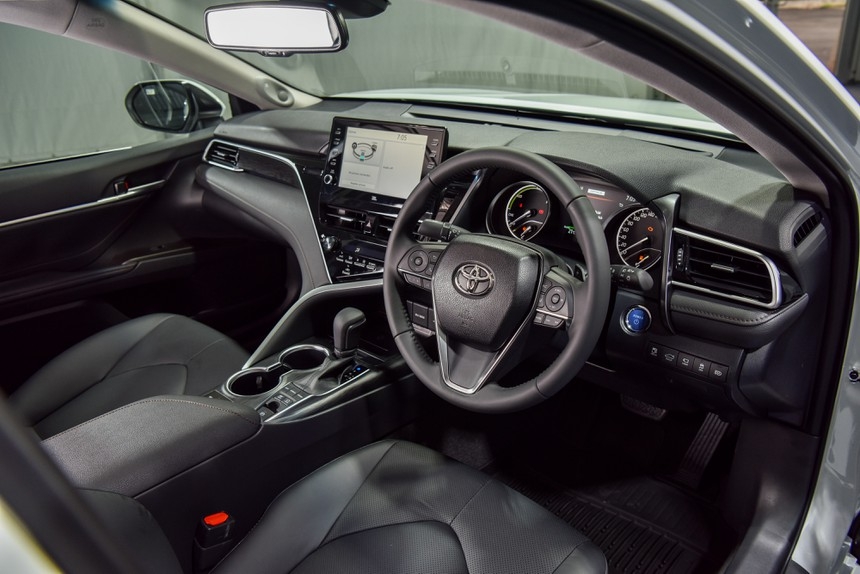 Toyota Camry 2022 tại Thái Lan