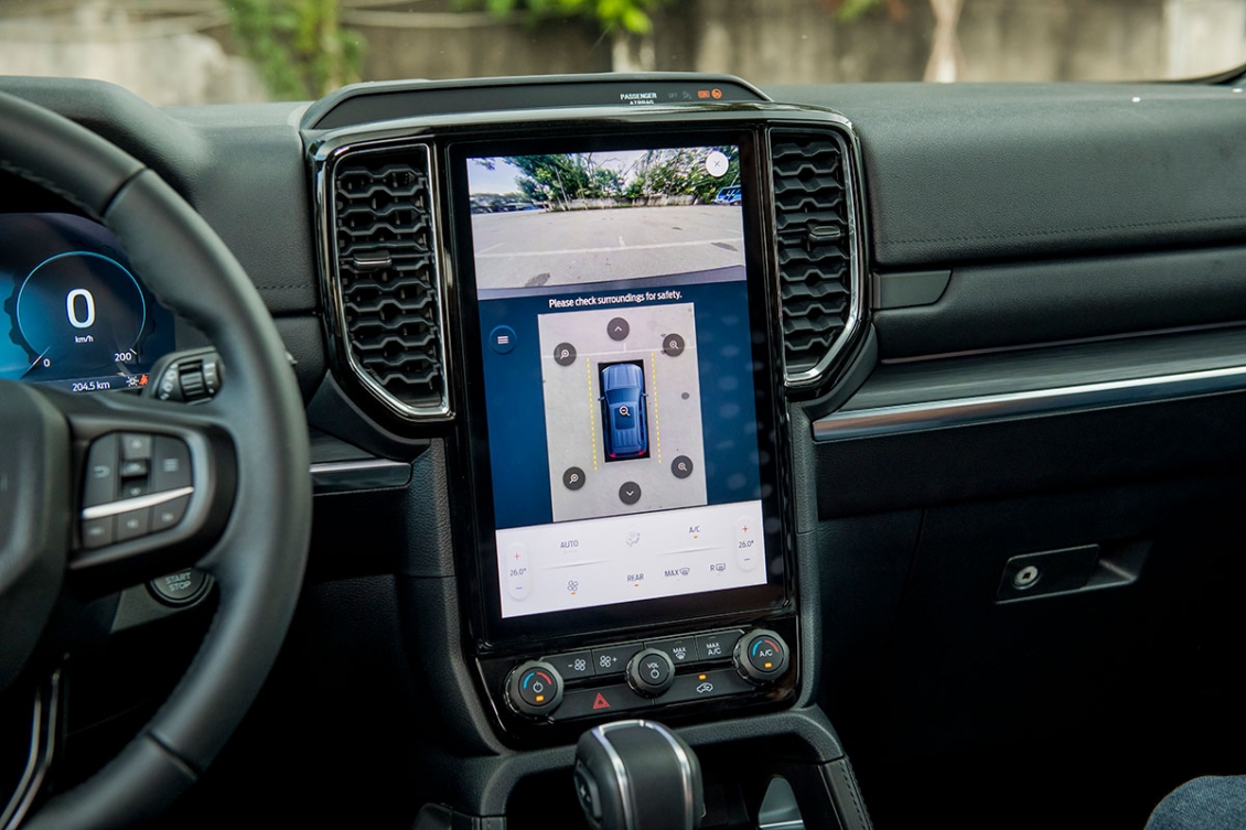 Ford Everest 4x2 2023 Ford Everest 4x2 2023