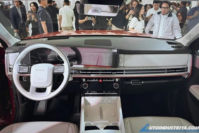 Rộ tin đồn Hyundai Santa Fe 2025 tại Việt Nam sẽ có 3 phiên bản, giá từ 1,189 tỷ đồng Rộ tin đồn Hyundai Santa Fe 2025 tại Việt Nam sẽ có 3 phiên bản, giá từ 1,189 tỷ đồng