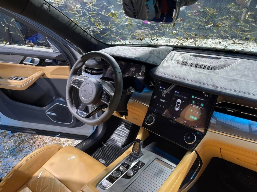 Lynk & Co 09 ra mắt tại Việt Nam, giá gần 2,2 tỷ đồng