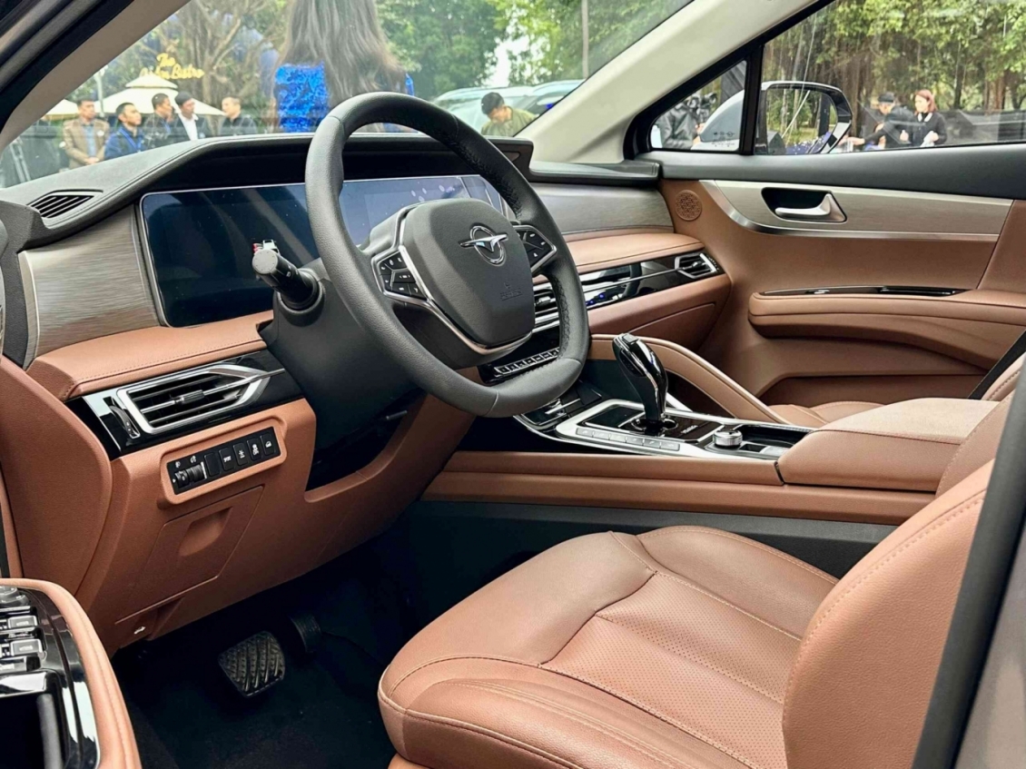 Bộ đôi MPV Haima 7X và 7X-E ra mắt, giá từ 865 triệu đồng