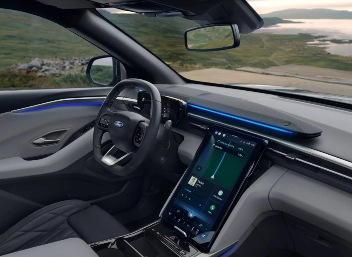 Ford Explorer thuần điện bất ngờ lộ diện tại Việt Nam Ford Explorer thuần điện bất ngờ lộ diện tại Việt Nam