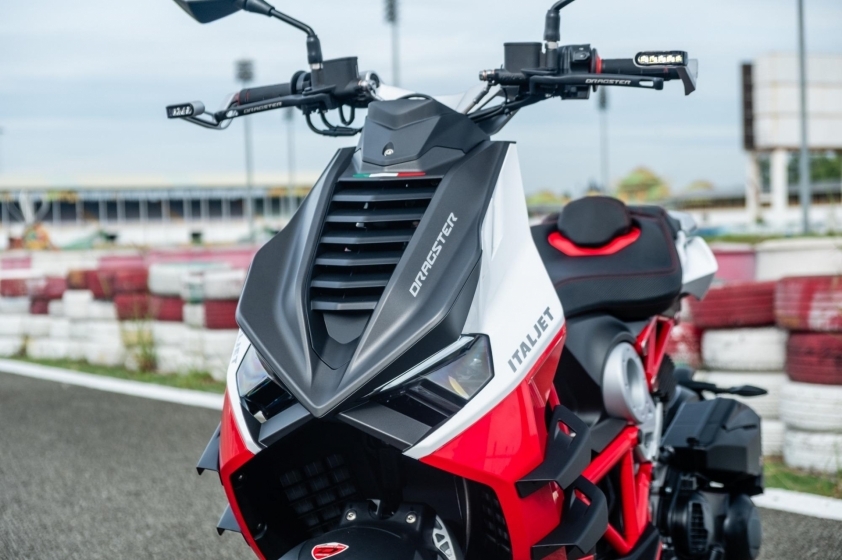 Italjet Dragster 300 ra mắt tại Việt Nam