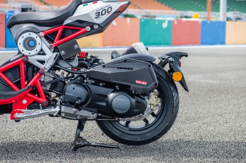 Italjet Dragster 300 ra mắt tại Việt Nam