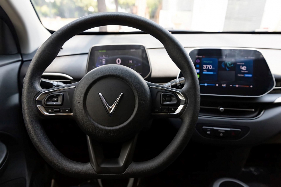 Khách chạy đua chốt đơn 'xe quốc dân' VF5 Plus để hưởng giá kịch sàn 445 triệu đồng