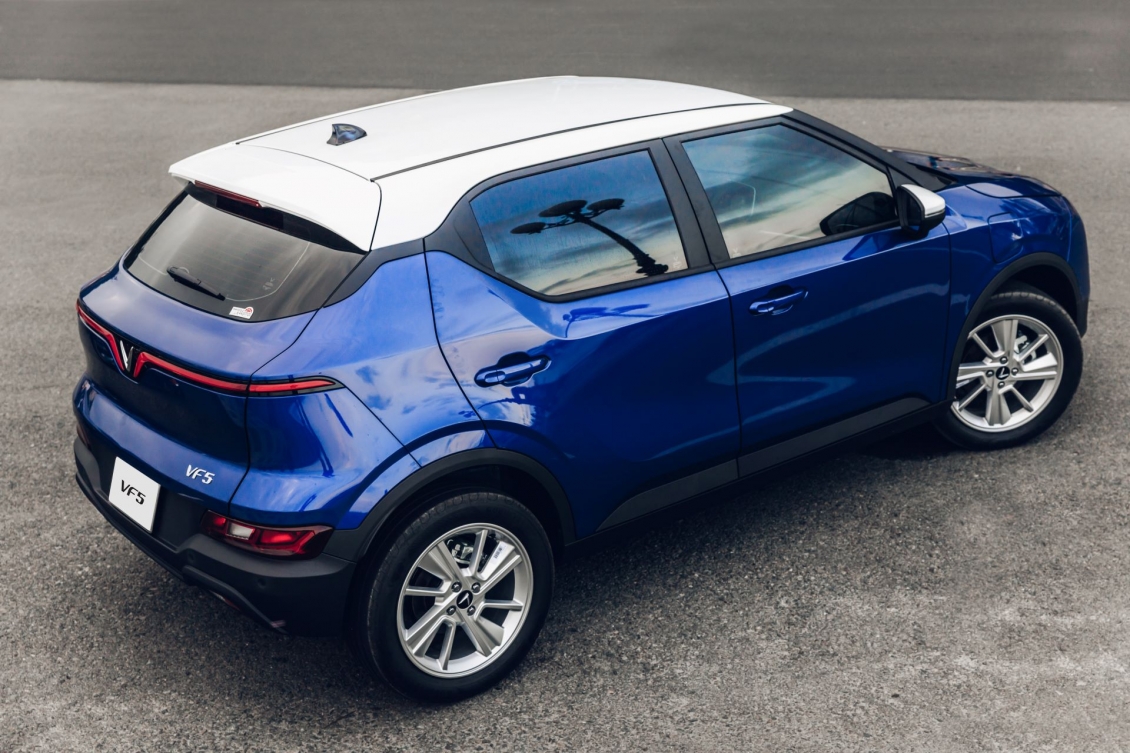 Khách chạy đua chốt đơn 'xe quốc dân' VF5 Plus để hưởng giá kịch sàn 445 triệu đồng