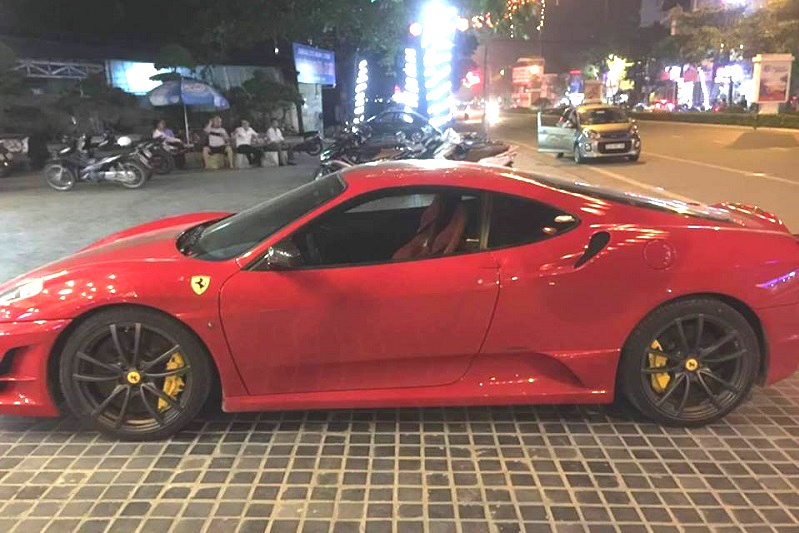 sieu xe ferrari f430 scuderia xuat hien tai tuyen quang