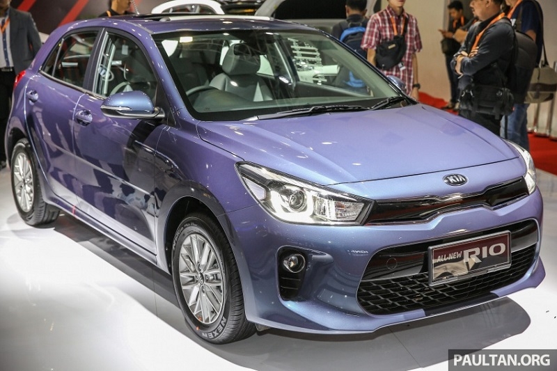 Kia Rio 2018 giá 427 triệu tại Indonesia