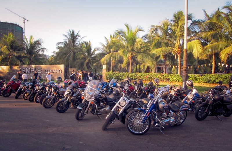 hang tram xe phan khoi lon khung doc quy tu ve da nang