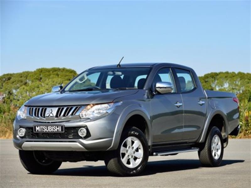 5 xe bán tải bán chạy nhất Việt Nam tháng 9/2016 5 xe ban tai ban chay nhat viet nam thang 92016