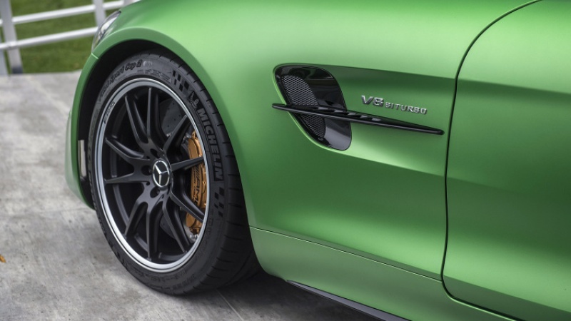 sieu xe mercedes amg gt r 2018 dat chan toi my