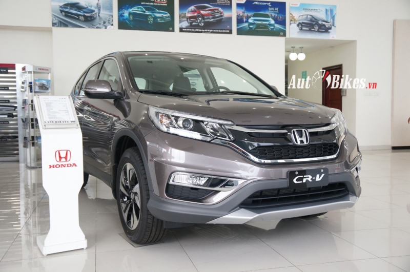 Vì sao giá Honda CR-V 2017 đột ngột rơi tự do?
