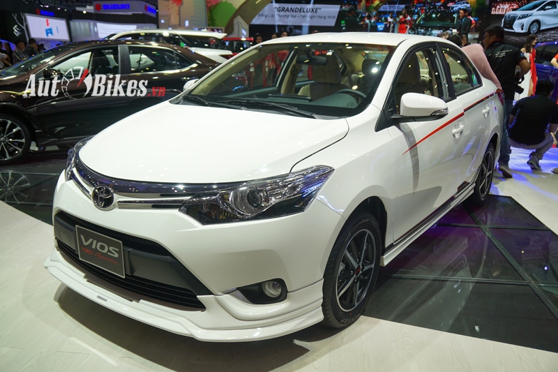 Giữa tháng 8, giá Toyota Vios bất ngờ tăng mạnh
