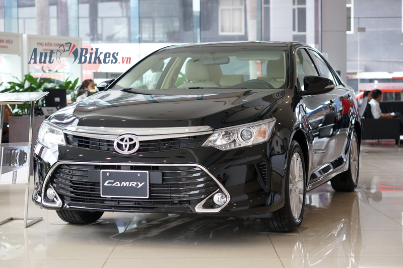 dai ha gia toyota camry van thua xa mazda6