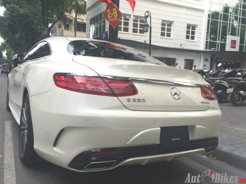 Chộp Mercedes S550 4Matic Coupe 2016 trên phố Hà Nội chop mercedes s550 4matic coupe 2016 tren pho ha noi