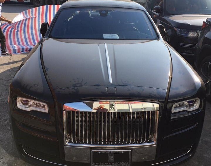 Cận cảnh Rolls-Royce Ghost EWB giá hơn 40 tỷ của Dương Kon