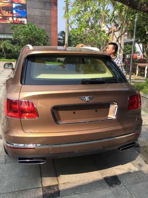 Bentley Bentayga chính hãng đầu tiên về bentley bentayga chinh hang dau tien ve lam dau ninh binh