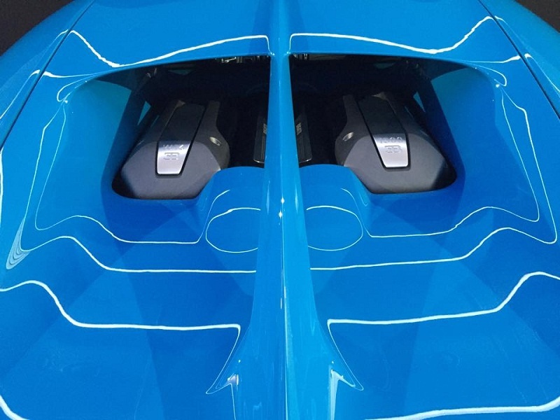 bugatti chiron ra mat thi truong dong nam a tai singapore