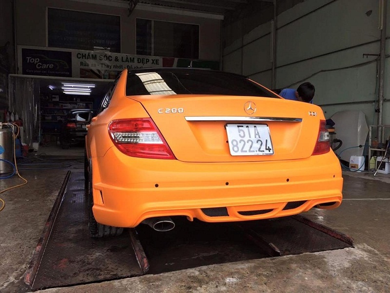 ca sy tuan hung tau mercedes c200 do cuc chat