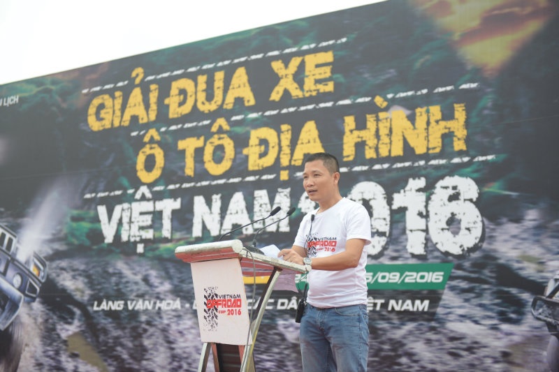 tam bun trong ngay khai cuoc voc 2016