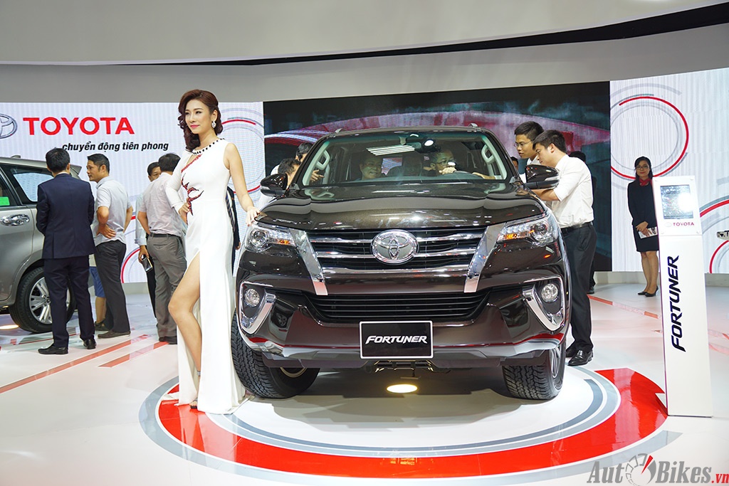 Toyota Fortuner 2017: Ngôi sao tại triển lãm VMS 2016