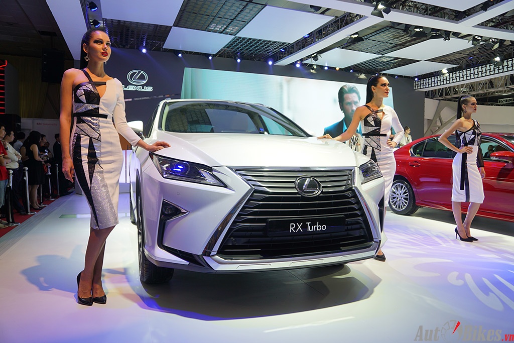 Lexus 'đổ bộ' VMS 2016 với dàn xe động cơ tăng áp