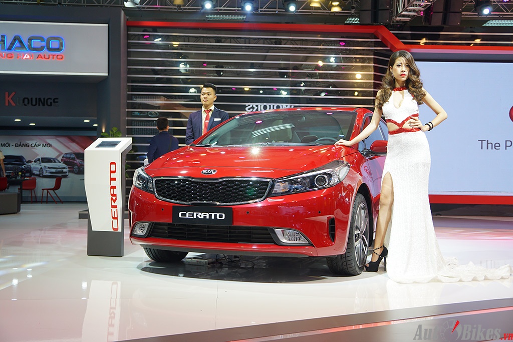 Tháng 11, Kia Cerato lập kỷ lục bán gần 800 xe