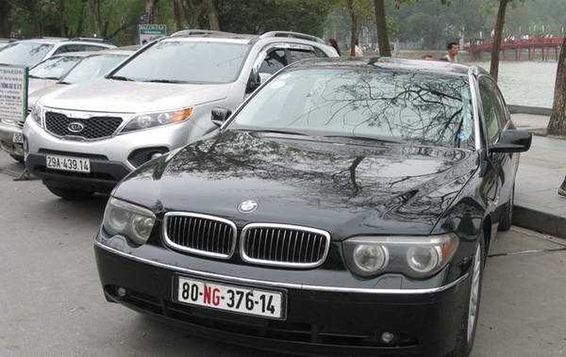 xe ngoai giao co the sang ten tu thang 4