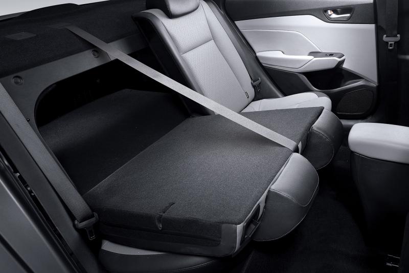 hyundai accent 2018 gia tu 425 trieu dong