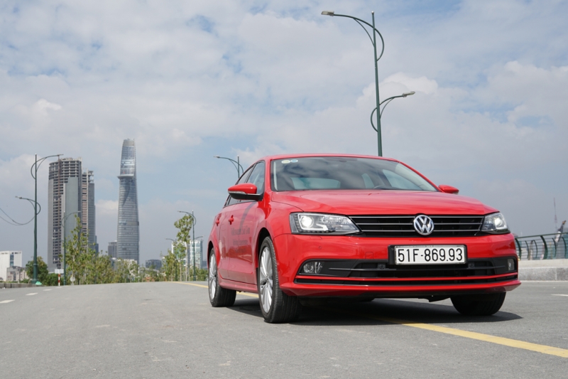 Volkswagen giảm giá lên đến 100 triệu đồng