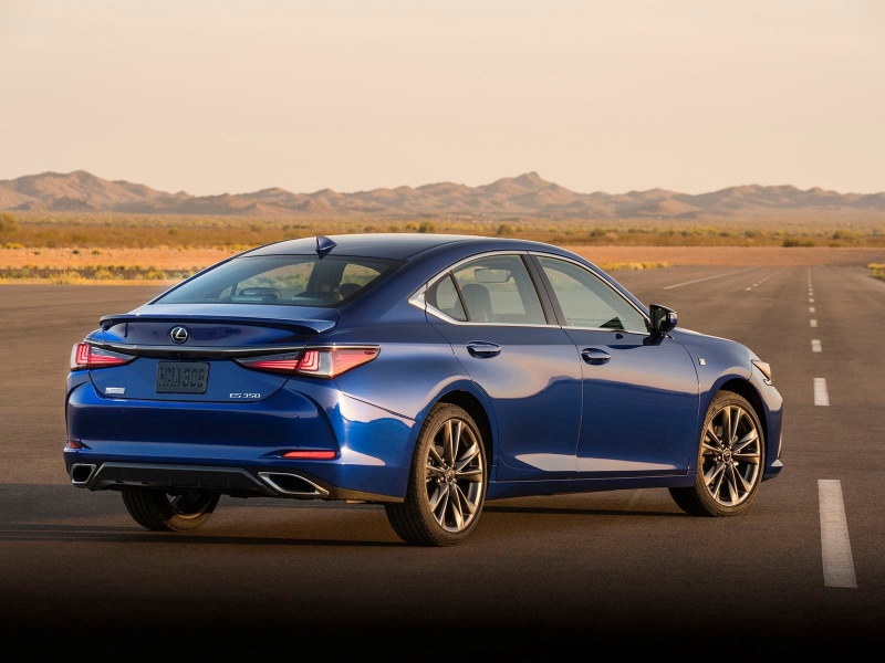 lexus es 2019 ra mat co them phien ban the thao