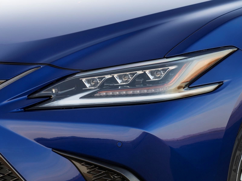 lexus es 2019 ra mat co them phien ban the thao