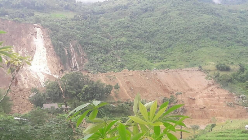 19 người bị chôn vùi do sạt lở ở Hòa Bình