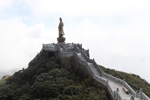 Hành trình chiêm bái tượng phật A di đà cao nhất Việt Nam hanh trinh chiem bai tuong phat a di da cao nhat viet nam