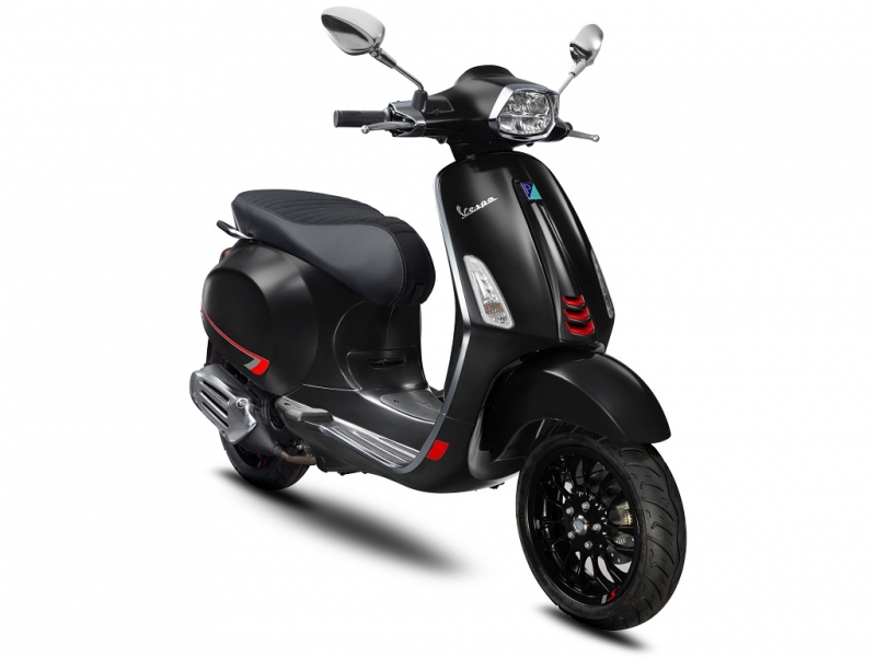 vespa sprint s va primavera s ra mat gia tu 745 trieu dong