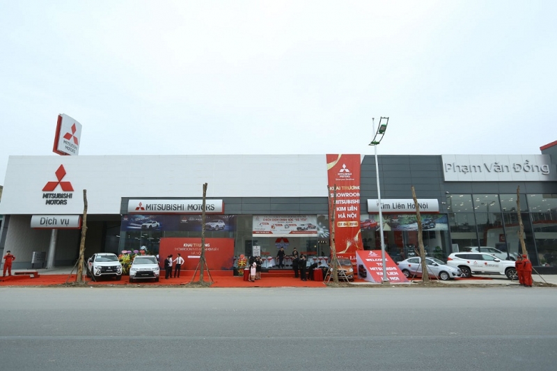 mitsubishi co dai ly 3s thu 27 tai ha noi
