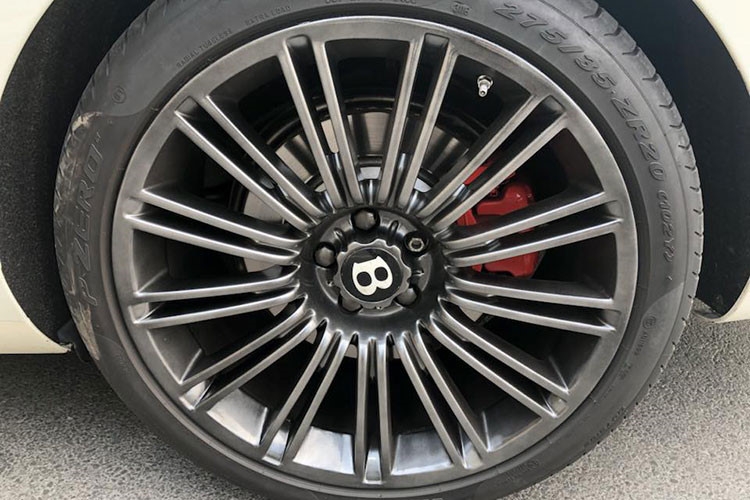 Siêu xe sang Bentley Continental giá chỉ 3,5 tỷ ở Sài Gòn sieu xe sang bentley continental gia chi 35 ty o sai gon