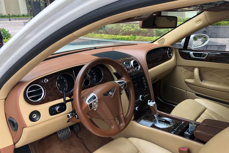 Siêu xe sang Bentley Continental giá chỉ 3,5 tỷ ở Sài Gòn sieu xe sang bentley continental gia chi 35 ty o sai gon