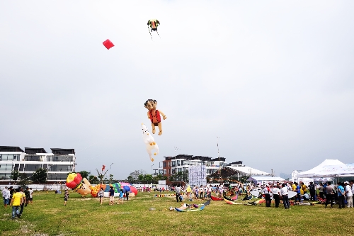 Địa chỉ đi chơi 30/4 miễn phí không lo chen chúc tại Hà Nội dia chi di choi 304 mien phi khong lo chen chuc tai ha noi